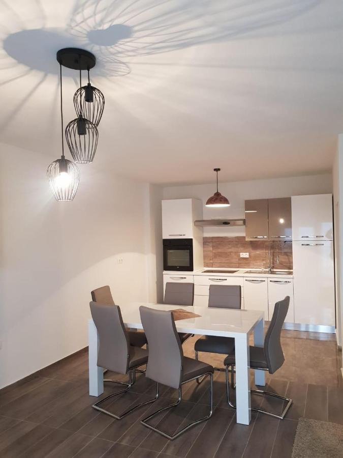 Apartment Apartman Davor