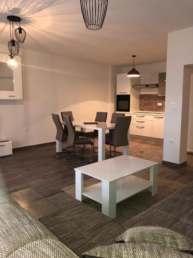 Apartman Davor